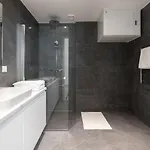 4bdr Modern And Stylish Near Kadriorg With Free Parking Tallinn