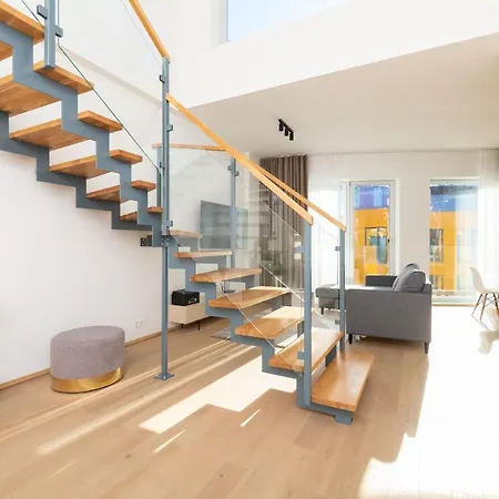 Apartment 4bdr Modern And Stylish Near Kadriorg With Free Parking *