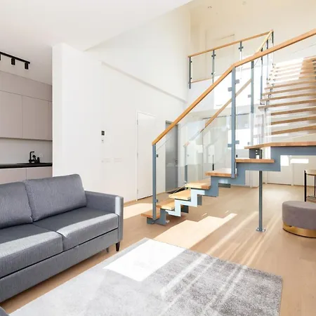 Apartment 4bdr Modern And Stylish Near Kadriorg With Free Parking