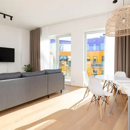 Apartman 4bdr Modern And Stylish Near Kadriorg With Free Parking Tallinn