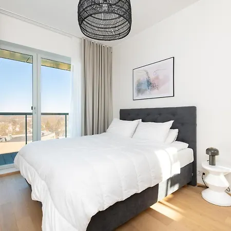 4bdr Modern And Stylish Near Kadriorg With Free Parking *