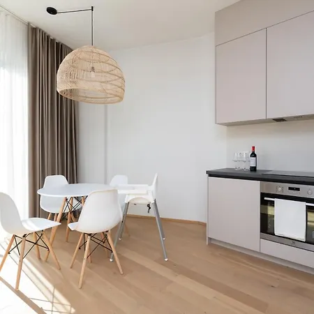 4bdr Modern And Stylish Near Kadriorg With Free Parking