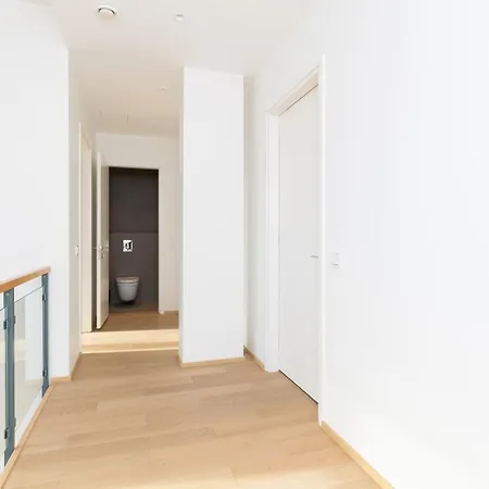 4bdr Modern And Stylish Near Kadriorg With Free Parking * Reval