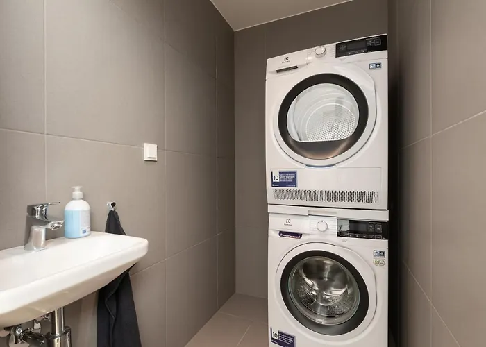 Διαμέρισμα 4bdr Modern And Stylish Near Kadriorg With Free Parking