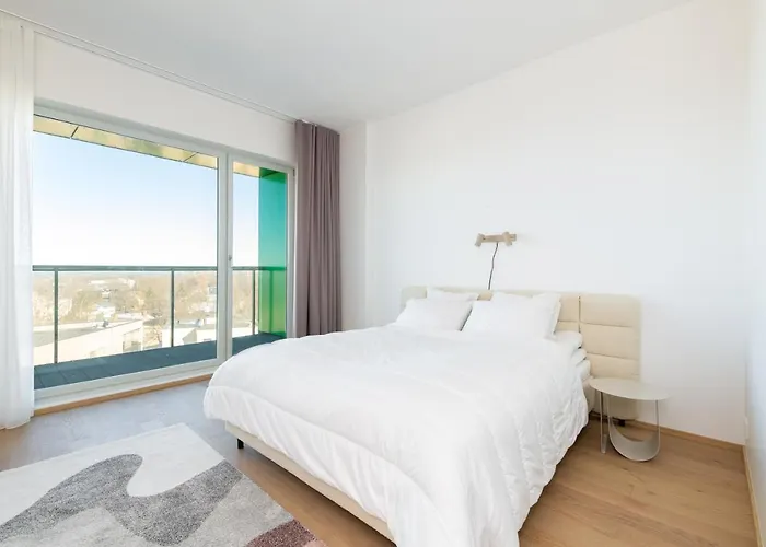 Διαμέρισμα 4bdr Modern And Stylish Near Kadriorg With Free Parking