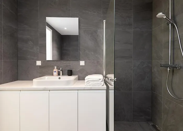 4bdr Modern And Stylish Near Kadriorg With Free Parking تالين