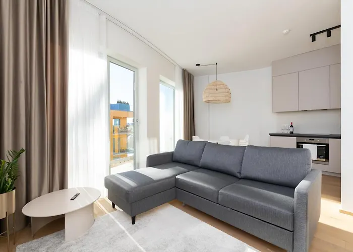 4bdr Modern And Stylish Near Kadriorg With Free Parking شقة تالين